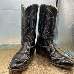 Nocona Texas vintage patent leather cowboy boots